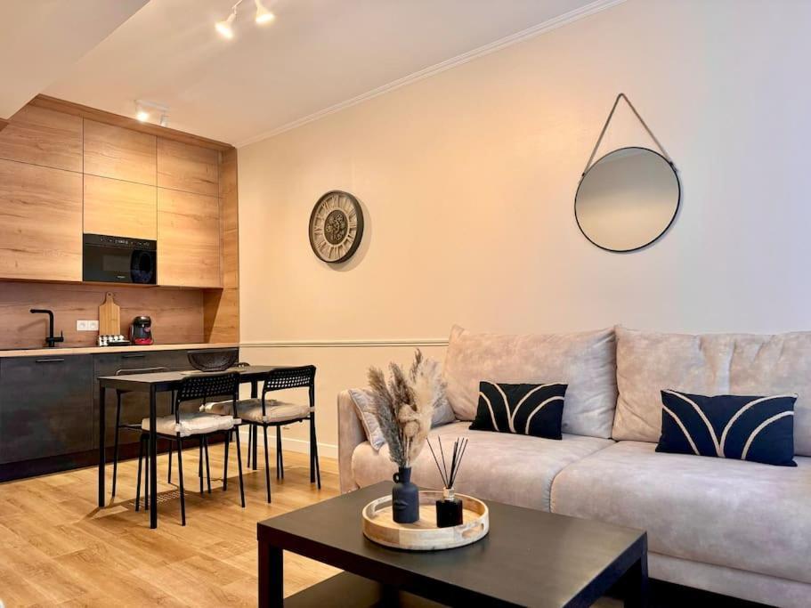 Appartement L'Orchidee - Netflix - Wi-Fi - Proche Centre à Troyes Extérieur photo